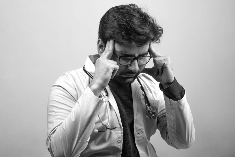 Chronic Stress Symptoms in a World That Won’t Slow Down